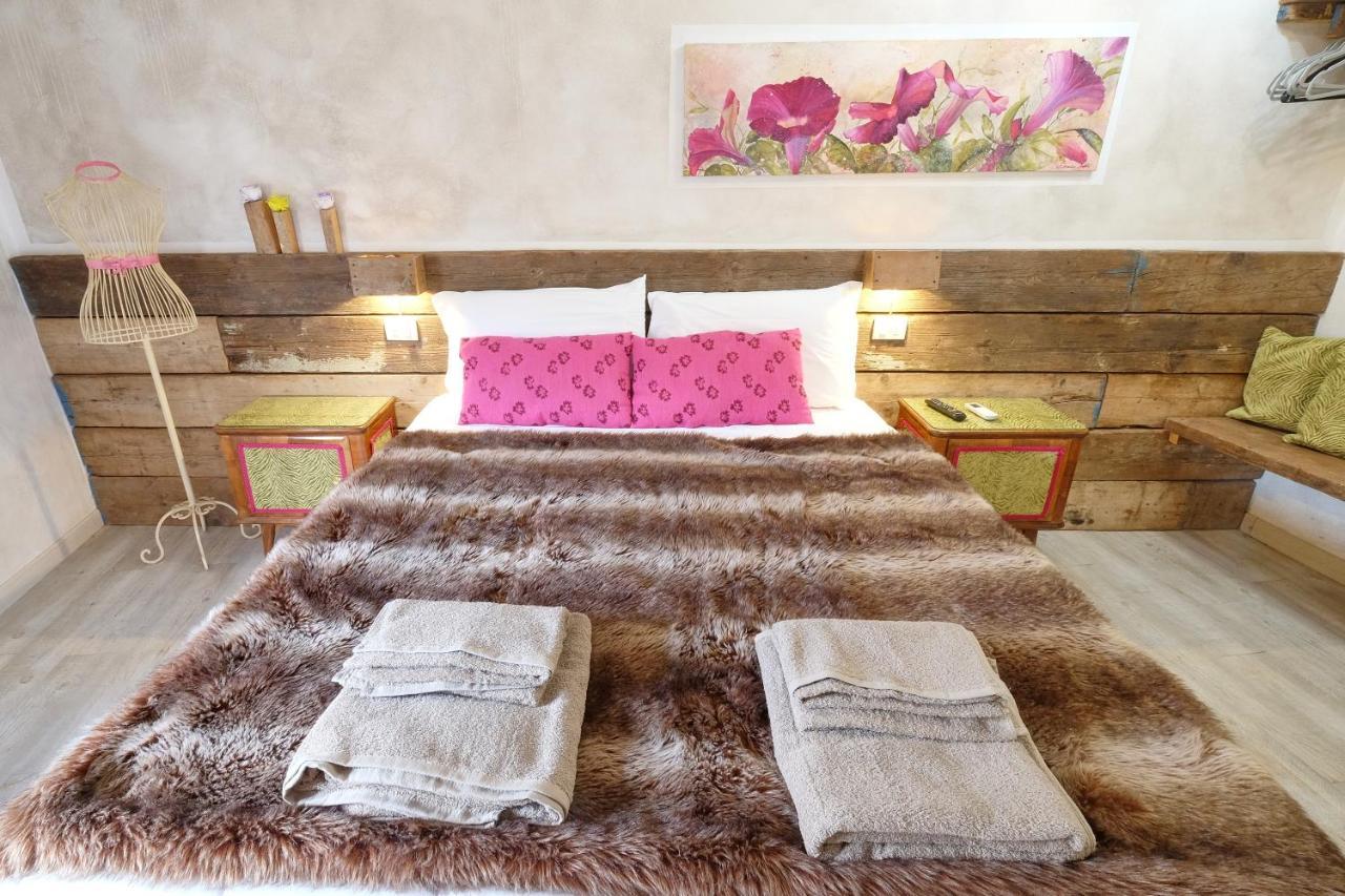 La Turandot Suite With Ac And Wifi ลุคคา ภายนอก รูปภาพ